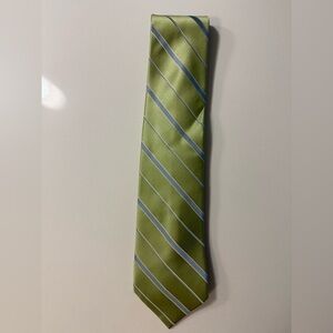 Croft & Barrow Olive and Silver Striped Tie
